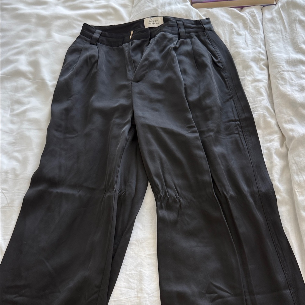 DISSH Black Dress Pants Relaxed Fit